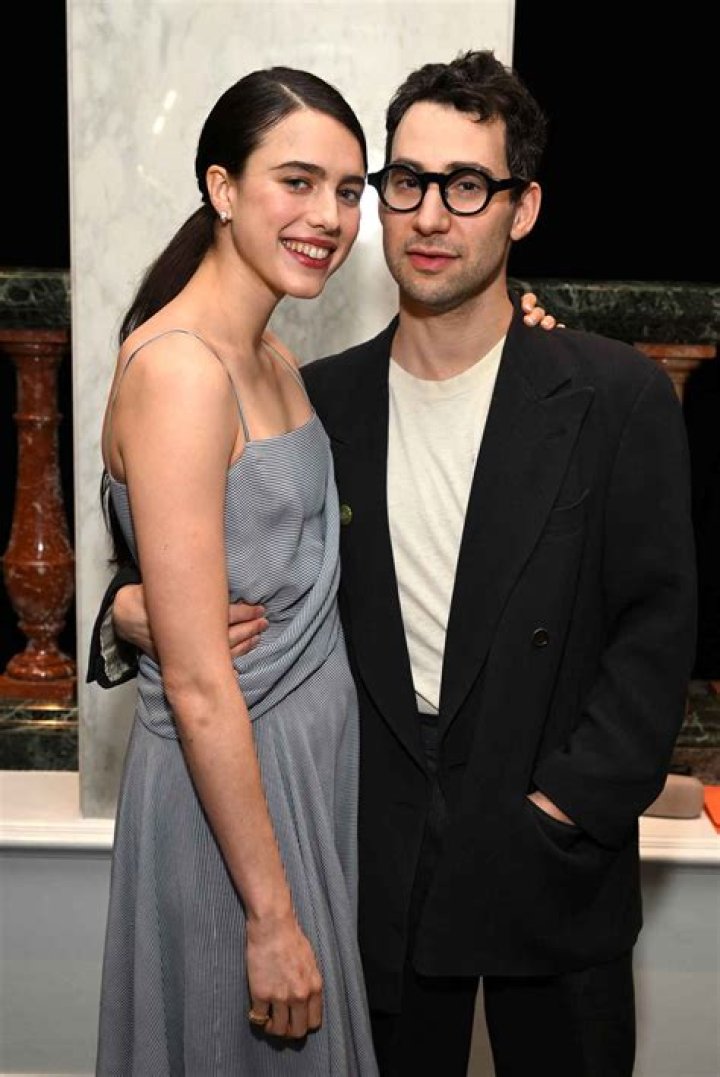Jack Antonoff and Margaret Qualley are dating, kiss in NYC