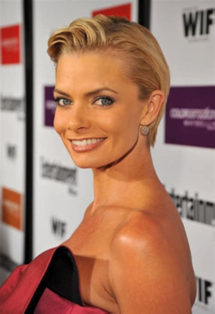 Jaime Pressly Hottest Bikini Images Sexy Jill Of Joe Dirt