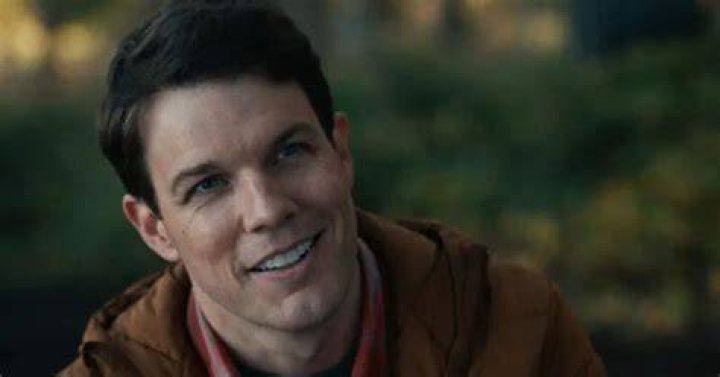 Jake Lacy Movies, Bio and Lists on MUBI