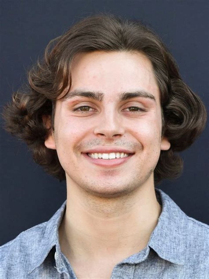 Jake T. Austin's Most Shocking Moments of All Time J14