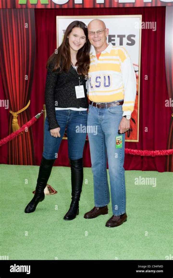 James Carville, Daughter at arrivals for THE MUPPETS Premiere, El