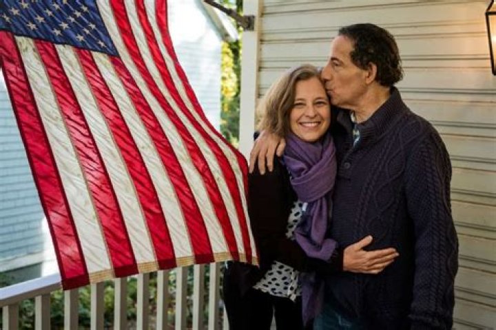 Jamie Raskin Age, Wiki, Wife, Girlfriend, Family, Photos, Networth