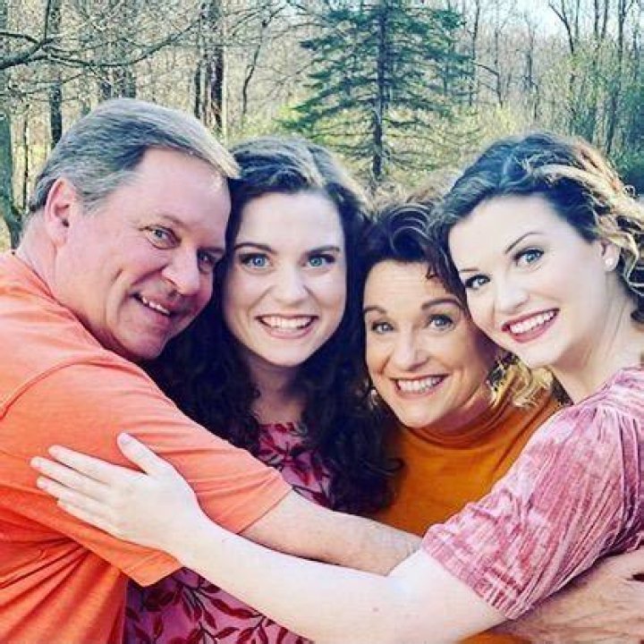 Jane Treacy Biography, Age, Daughter, Husband mrDustBin