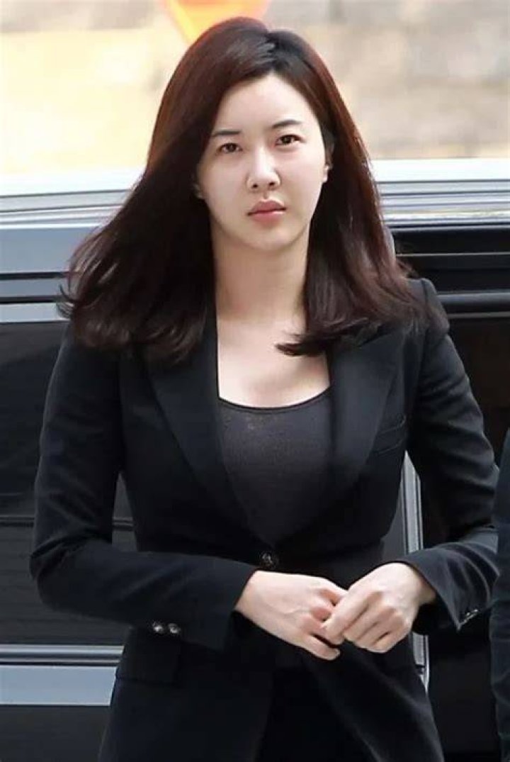 Jang Mi Biography, Height & Life Story Super Stars Bio