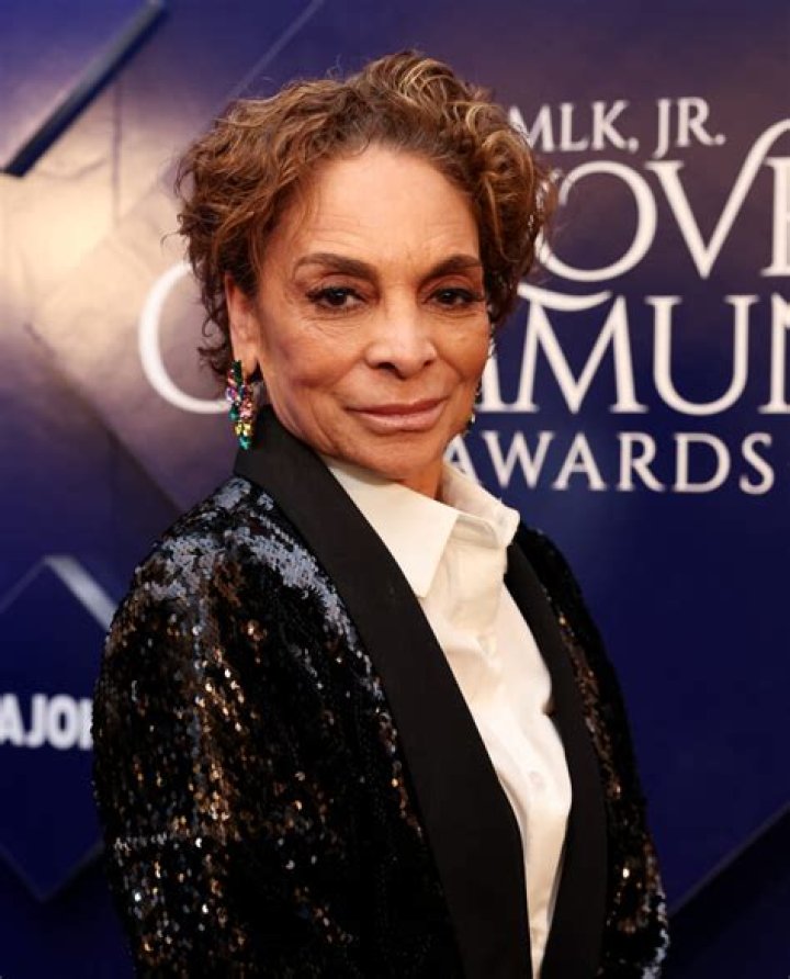 Jasmine Guy Age, Net Worth, Height, Bio, Facts