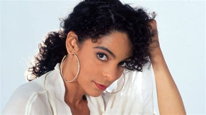 Jasmine Guy On The Big Lesson She Learned After Stardom (VIDEO) HuffPost
