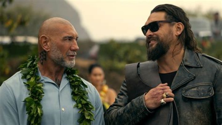 Jason Momoa diz que fam&iacute;lia "passava fome" ap&oacute;s ele sair de 'GoT
