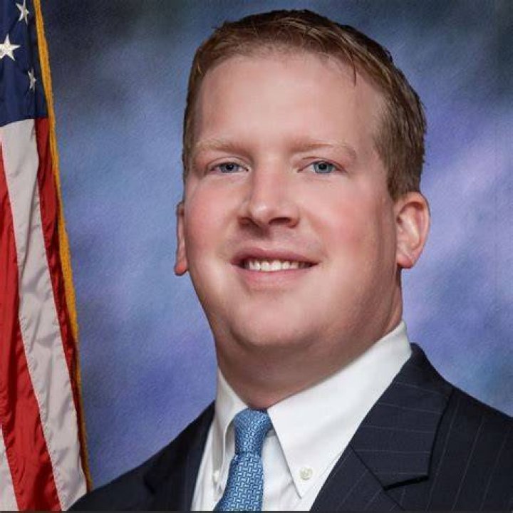 Jason Plummer, IL state senator, criticizes reckless spending