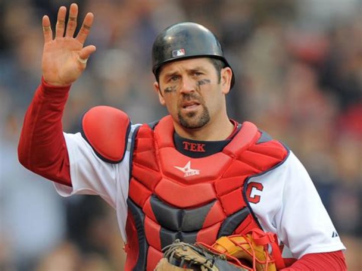Jason Varitek's wife blasts Curt Schilling for Tim Wakefield cancer reveal