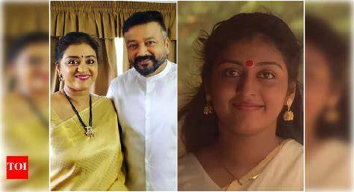 Jayaram has the sweetest birthday wish for wifey Parvathy; check it out