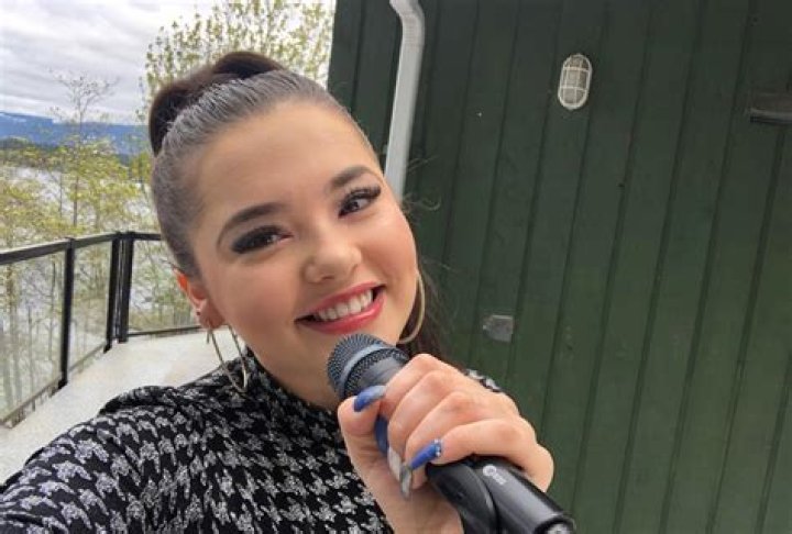 Jebolan American Idol, Lauren SpencerSmith, Rilis Single Barunya