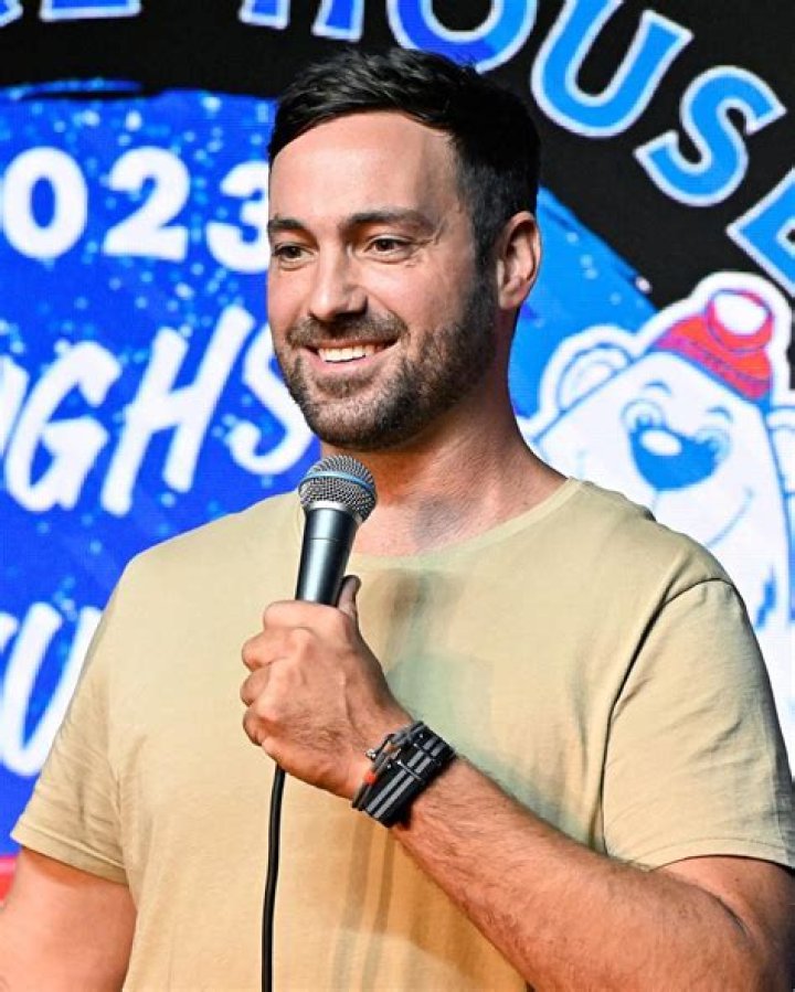 Jeff Dye's Current Love Life: Unveiled!