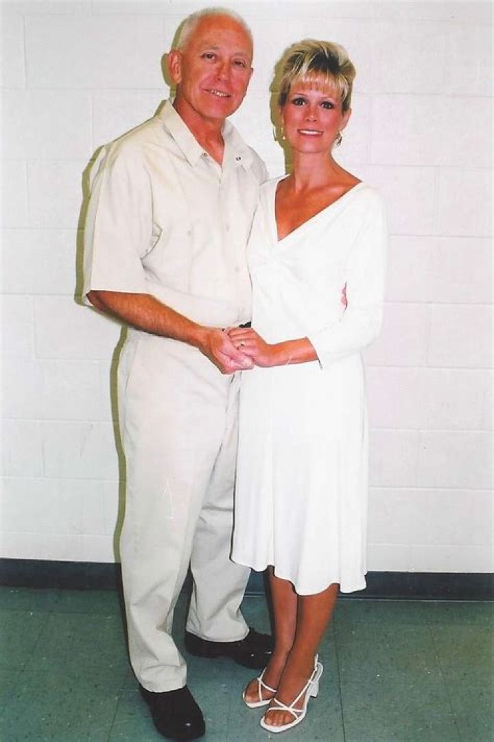 Jeffrey MacDonald Could Walk Free If He Admits Guilt