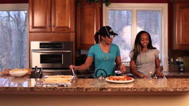 Jen Heasley's Cooking With The Pros and Louis Riddick of ESPN YouTube