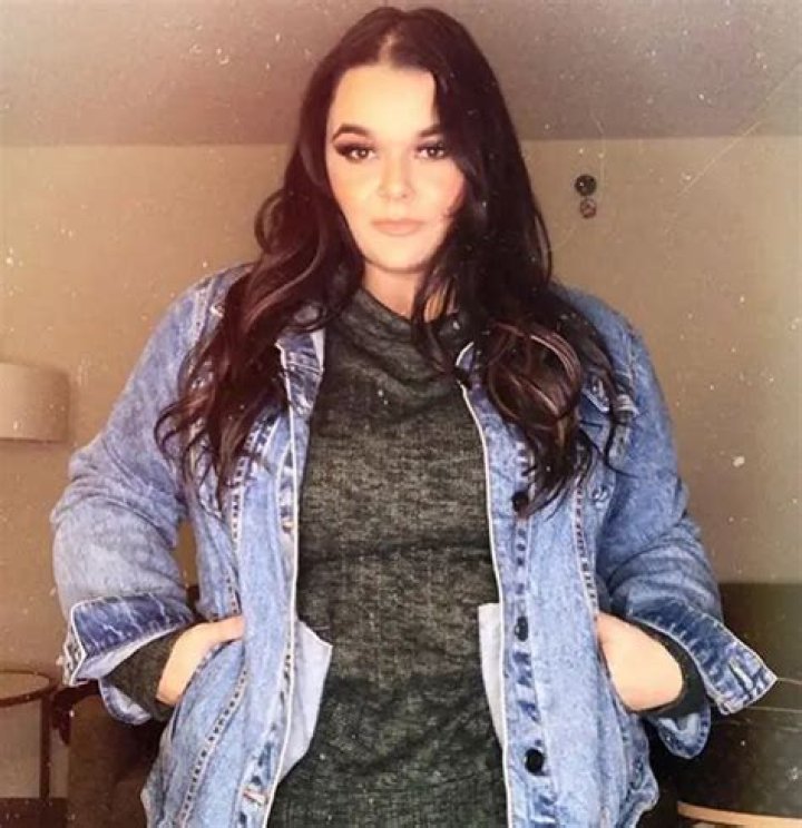 Jenicka Lopez Age 21 Weight Loss Talks Net Worth, Height & More