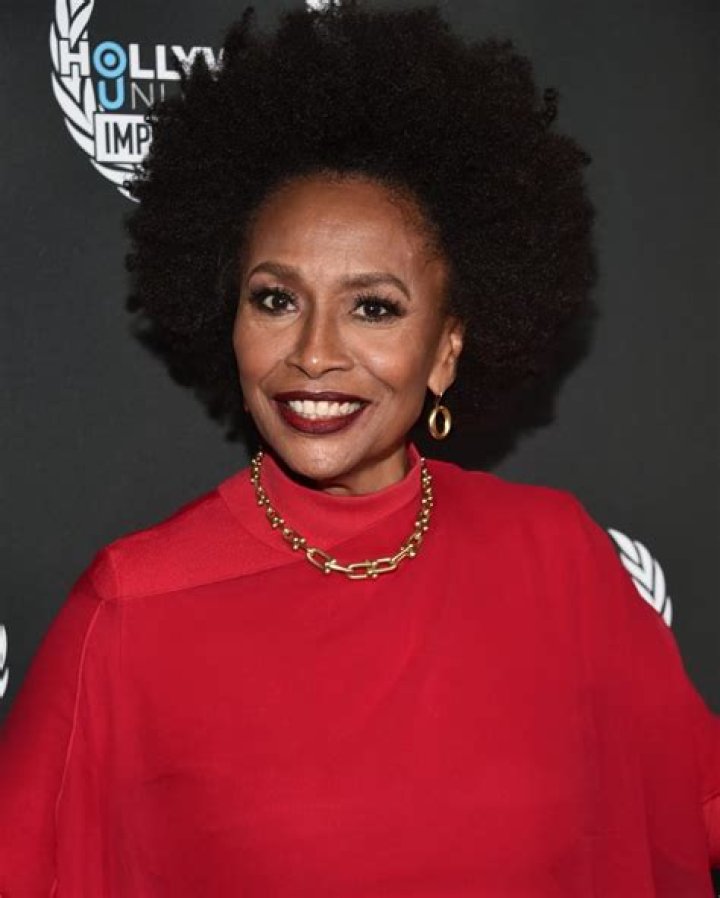 Jenifer Lewis 1