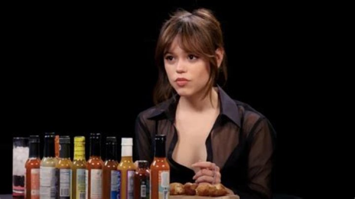 jenna ortega nip slip