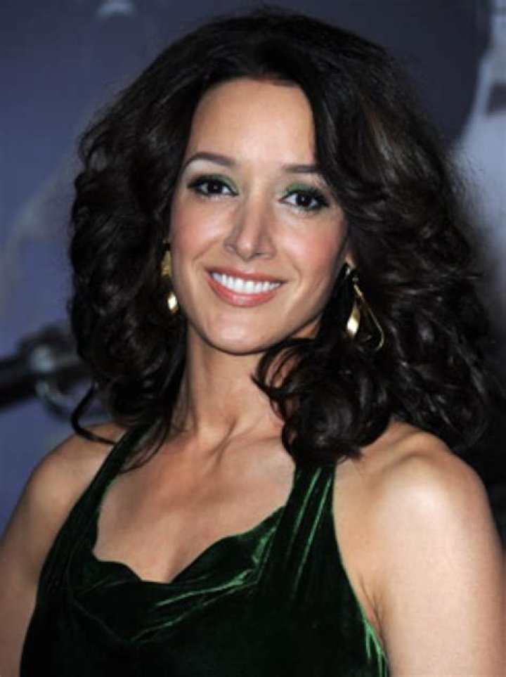 Jennifer Beals on Madam Garsa Fwip and Her Appreciation of