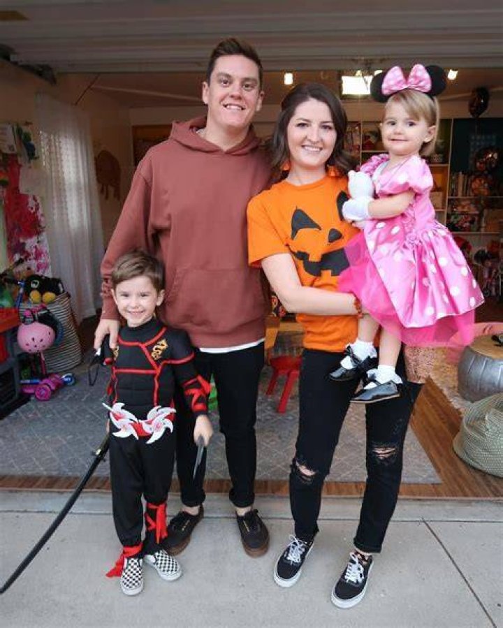 Jenny Apple dead at 36 YouTuber loses twoyear cancer battle as