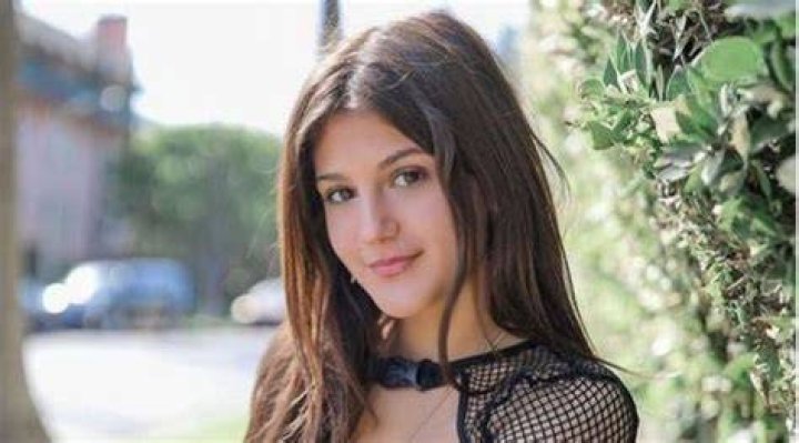 Jenny Popach Age, Net Worth, Boyfriend, Family and Biography (Updated