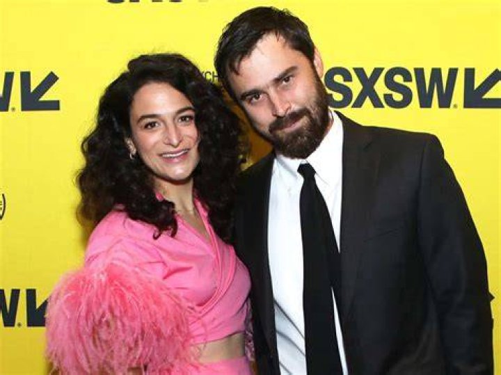 Jenny Slate Is Ready to Fall in Love Againagain Fall jenny Love 