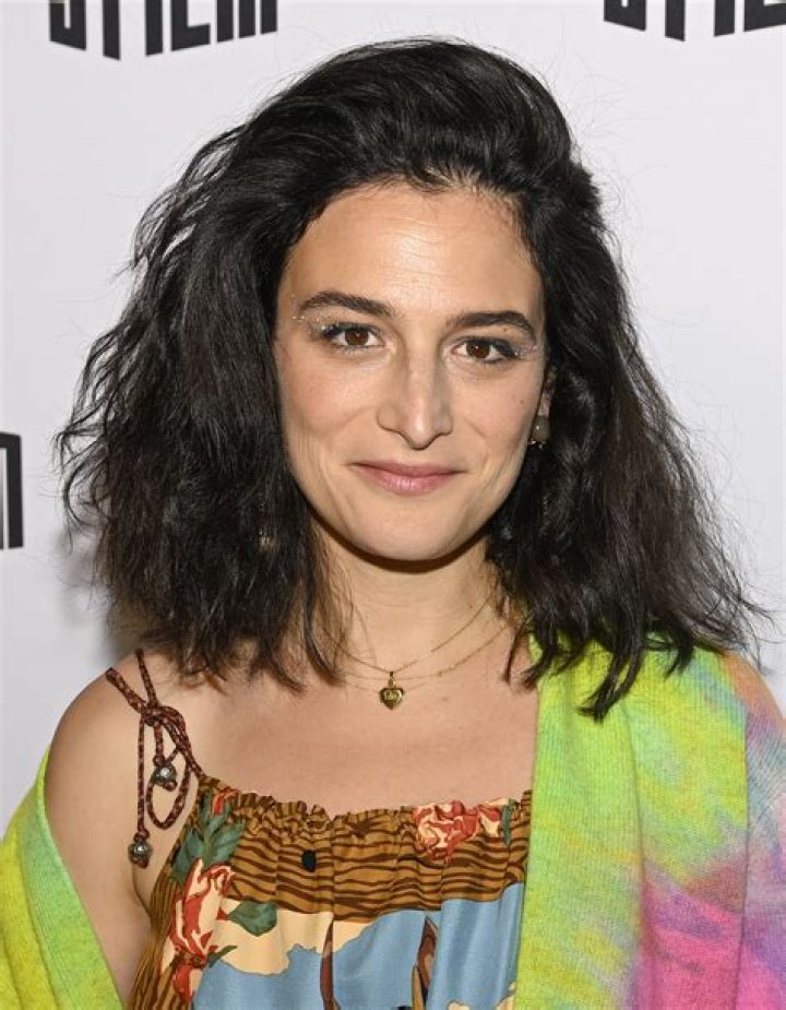 Jenny Slate Net Worth November 2023, Salary, Age, Siblings, Bio