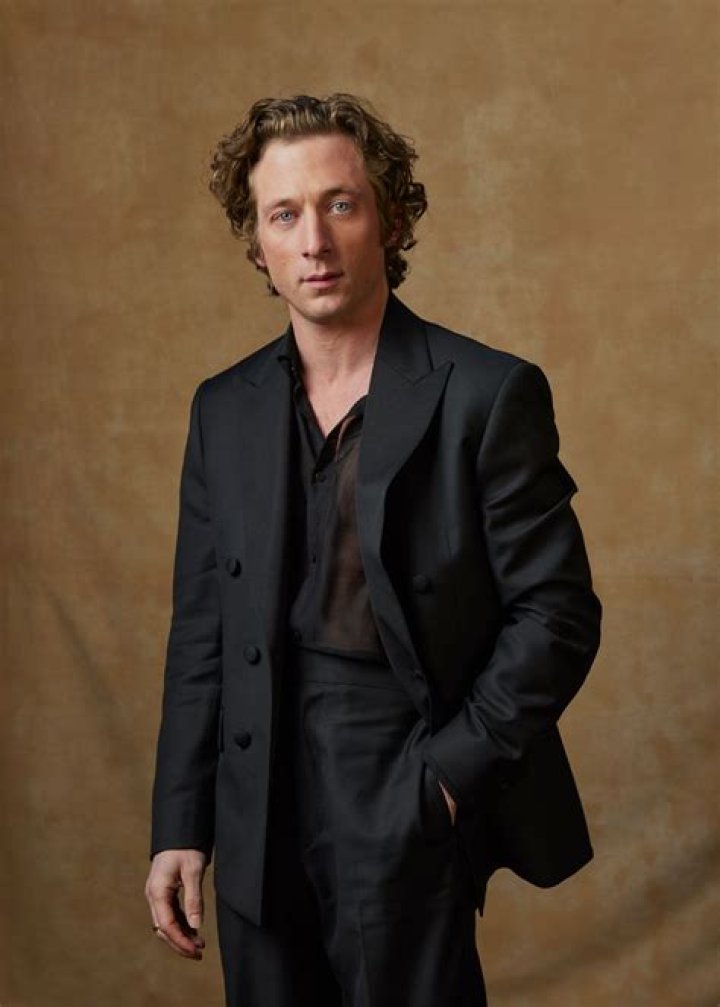 Jeremy Allen White's Wife & Kids The Actor's Family Is His Top Priority