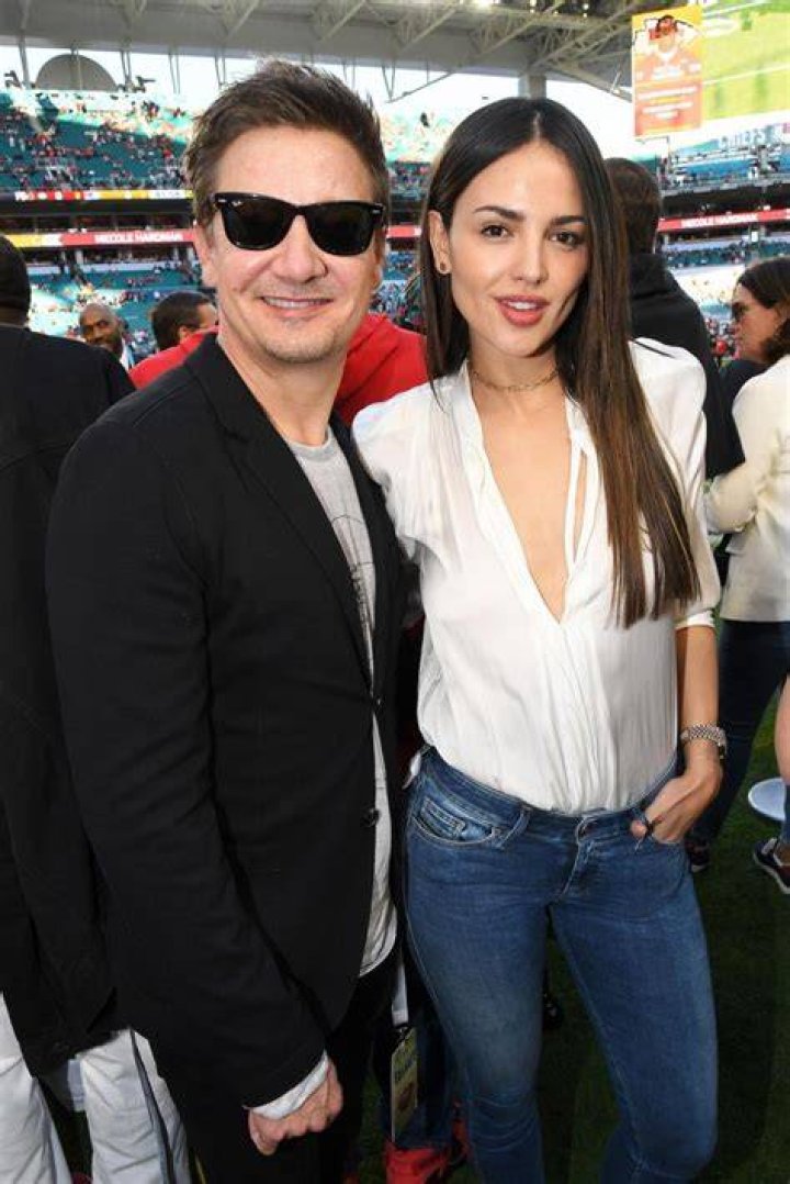 Jeremy Renner Dating Anyone Telegraph