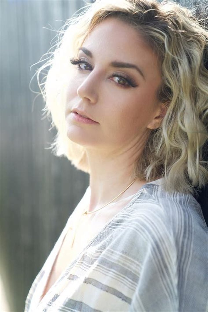 Jess Weiss IMDb