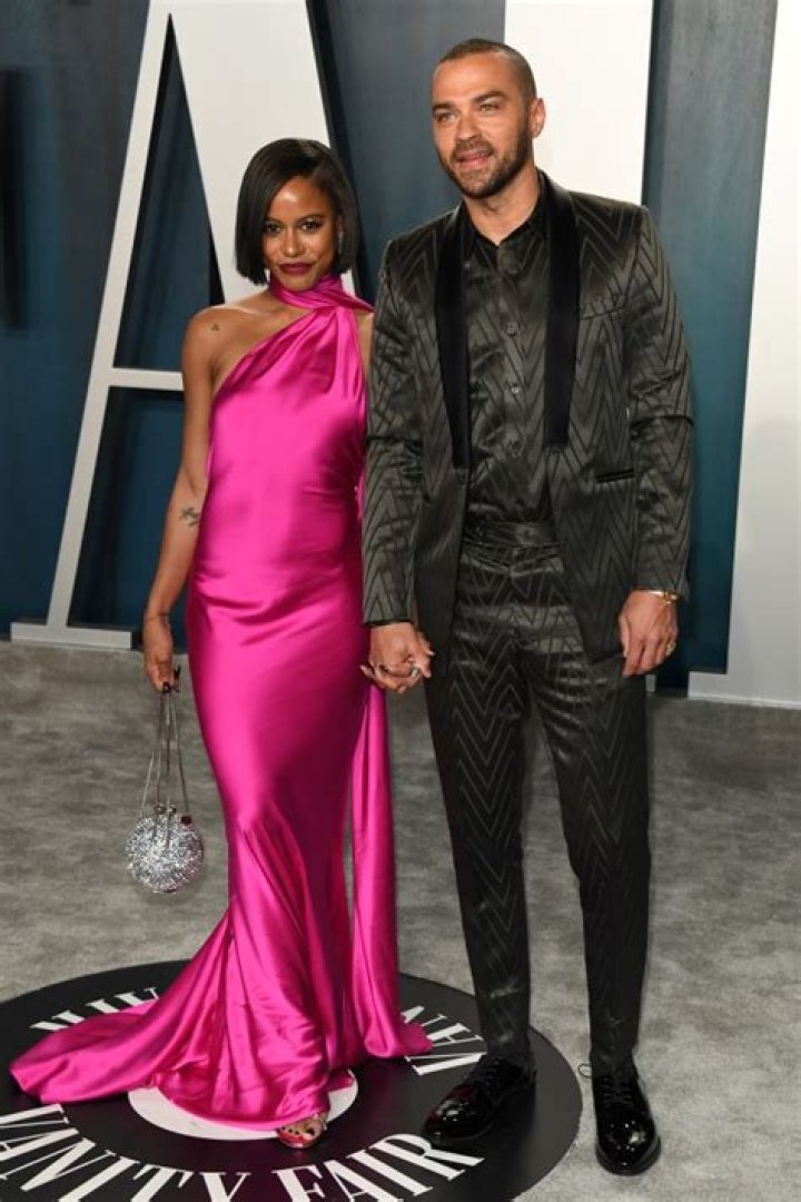 Jesse Williams packs on PDA with girlfriend Taylour Paige