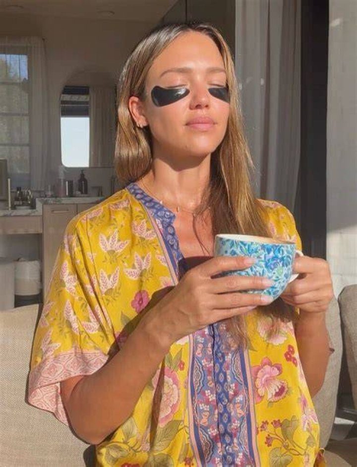 Jessica Alba Shares a Rare Photo of Her Daughter Honor POPSUGAR Celebrity