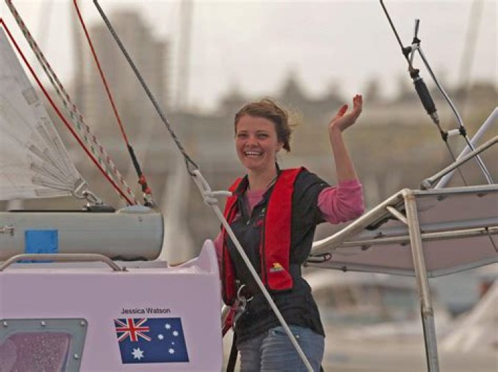 Jessica Watson congratulates Keep Australia Beautiful