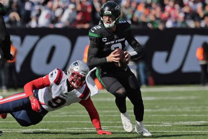 Jets QB Zach Wilson and girlfriend Abbey have NYC date night