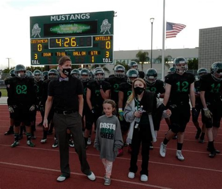 Jimmy Nolan has family, team support as he rejoins Costa Mesa football