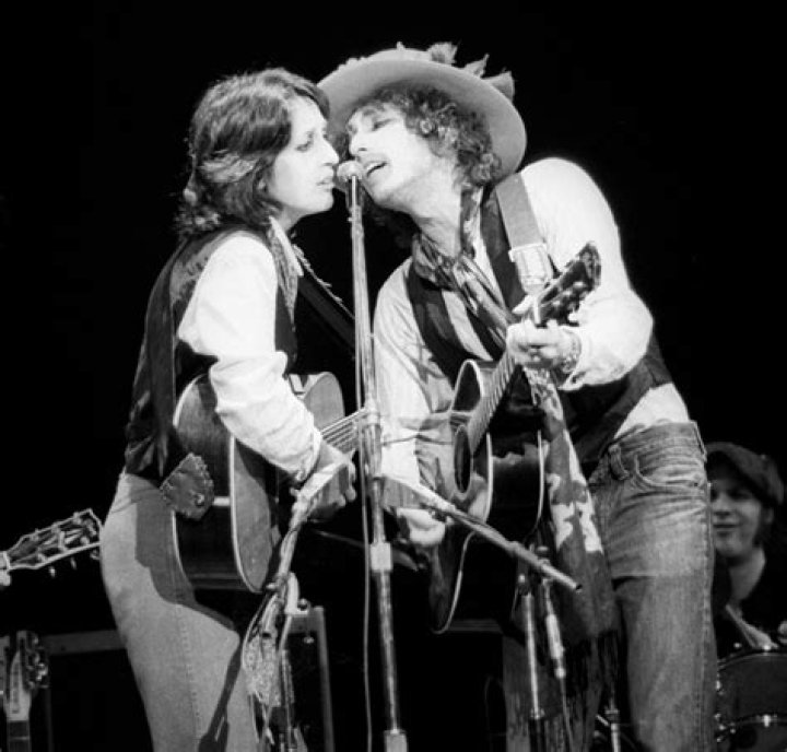 Joan Baez Son Bob Dylan With Joan Baez 15 Amazing Photographs Nsf