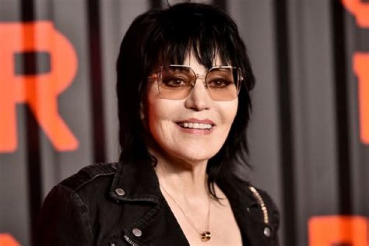 Joan Jett Age, Height, Wiki, Biography, Instagram, Net Worth 2021 Joan Jett net worth 2021