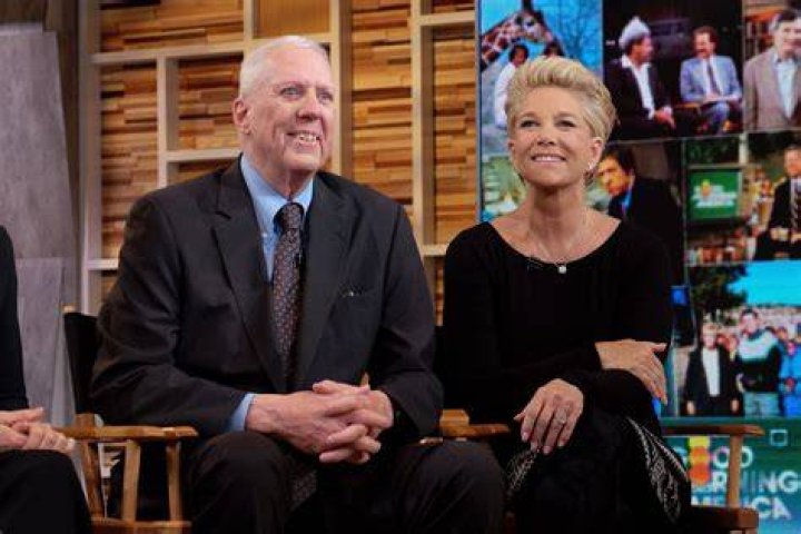 Joan Lunden Net Worth How Much is Lunden Worth?