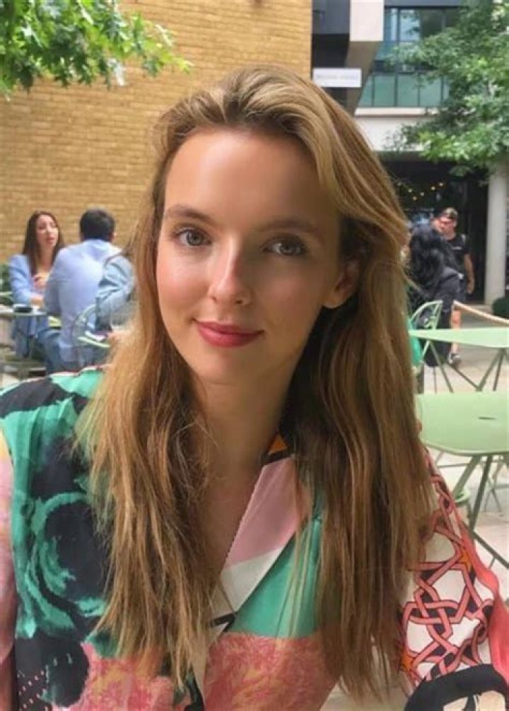 Jodie Comer Height, Weight, Age, Body Statistics Healthy Celeb