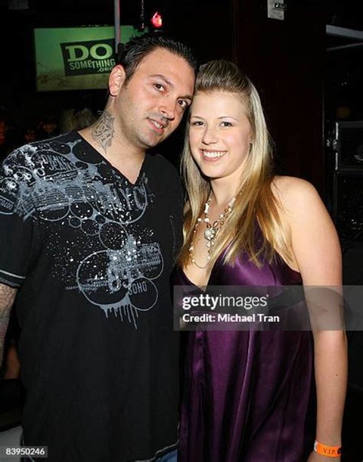 Jodie Sweetin & Cody Herpin from Celebrities Married in Las Vegas E! News