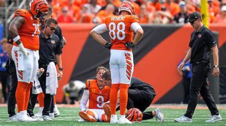 Joe Burrow injury Bengals hint QB has started throwing Cincy Jungle