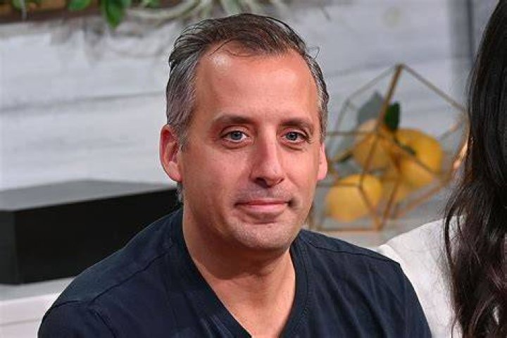 Joe Gatto's Net Worth, Parents, Age, Wife, Height, Kids Biography