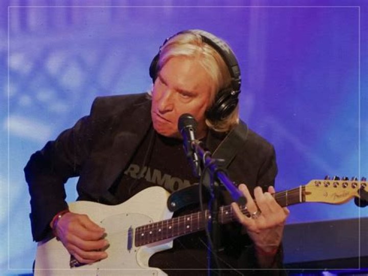 Joe Walsh 'The Republican Party is a cult'