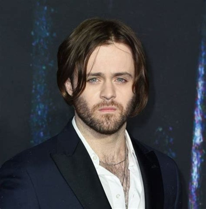 Joey Batey Net Worth