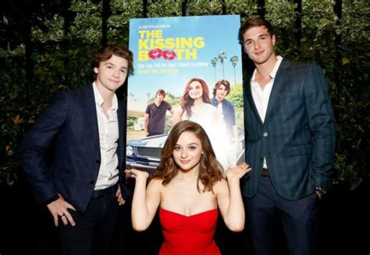 Joey King Height Joey King Bio Age Net Worth Height Married