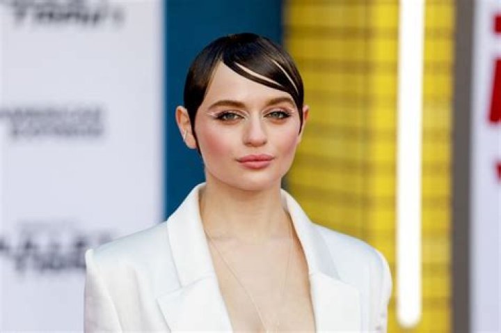 Joey King wants everyone to understand what the SAGAFTRA strike is