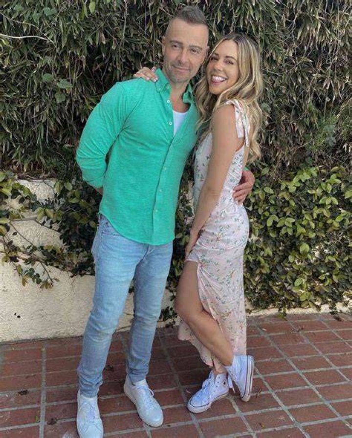 Joey Lawrence Is Engaged to Girlfriend Samantha Cope