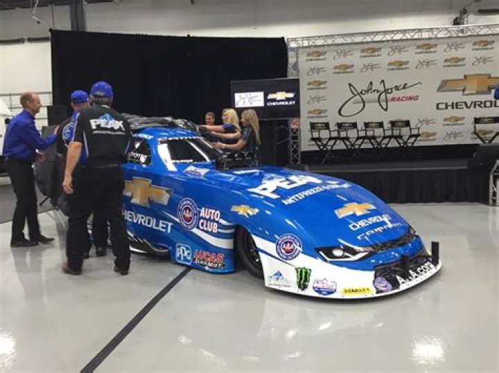 John Force Racing 2016 Camaro SS Funny Car Is Ready to Race autoevolution