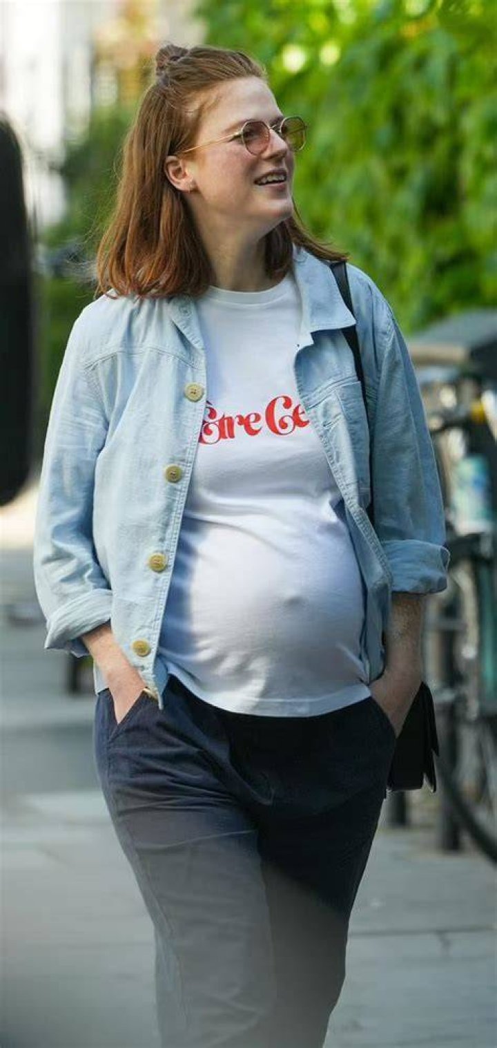 JoJo Is Pregnant See Photos From Her Pregnancy Photo Shoot PWMania