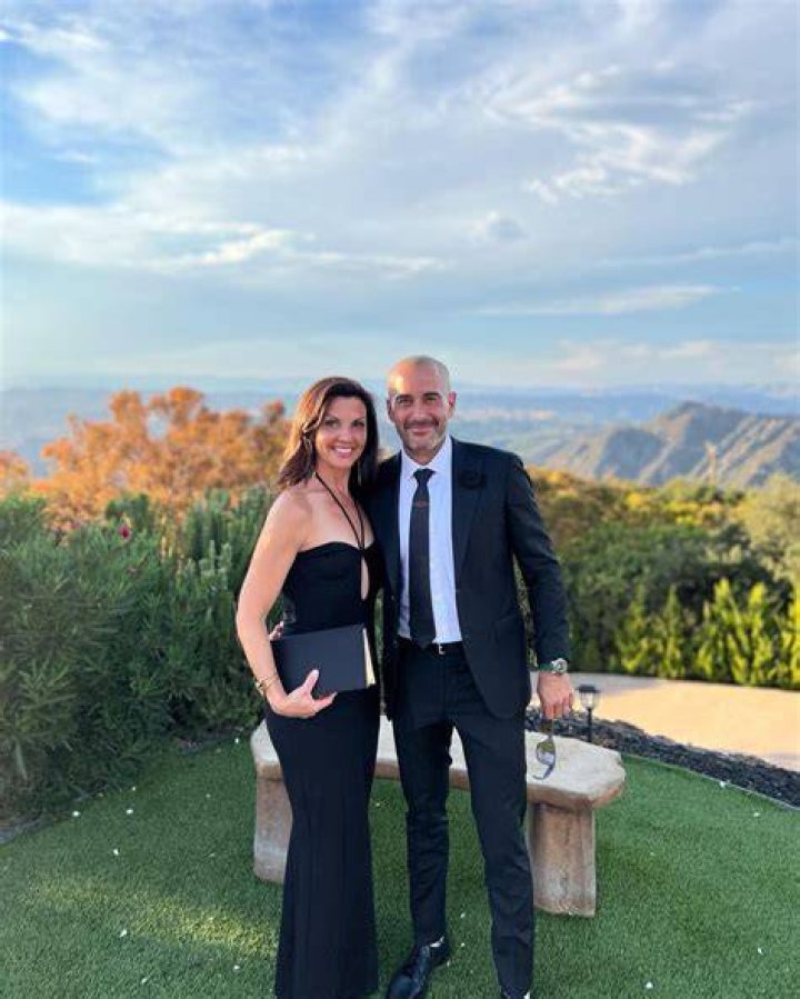 Jon Anik Married, Wife, Girlfriend, Tattoo, Salary, Height