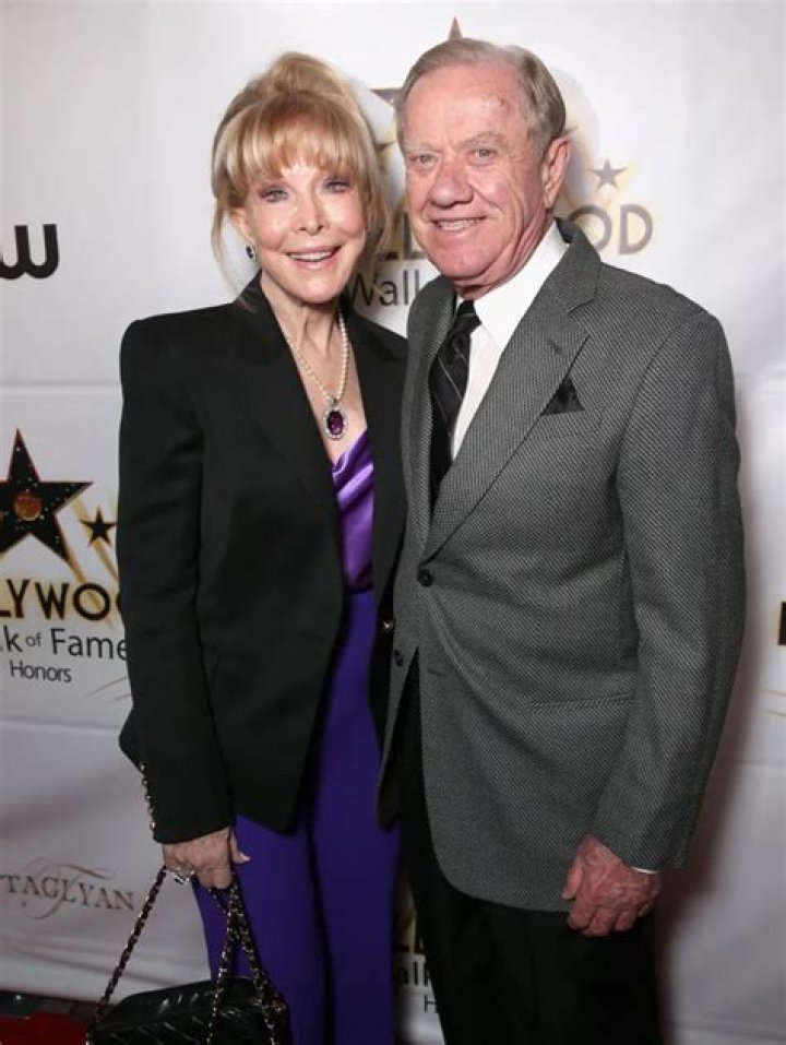 Jon Eicholtz The Love Story of Barbara Eden and her Husband? Dicy